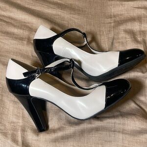 Dexflex  comfort heels shoes